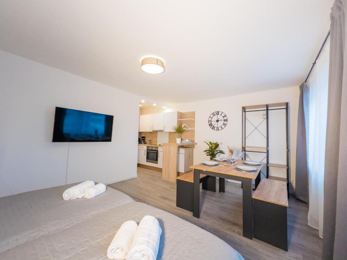 Immostay #5 - City Ferienwohnung - Wlan & Netflix - Zentrum * Brema